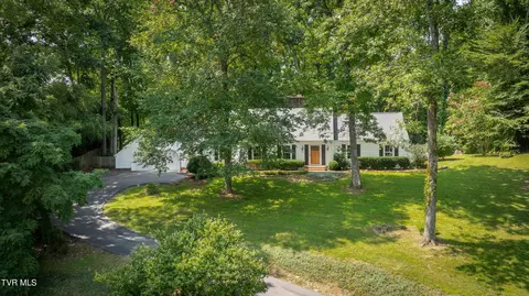 229 Forest Hills Drive Bristol Tn 37620, Bristol, TN 37620