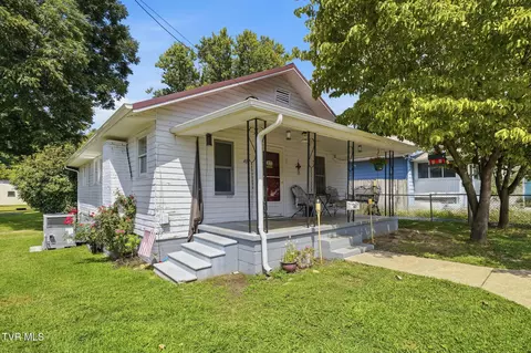 Exterior - 407 Walnut Street Erwin Tn 37650, Erwin, TN 37650 photo 3 of 6