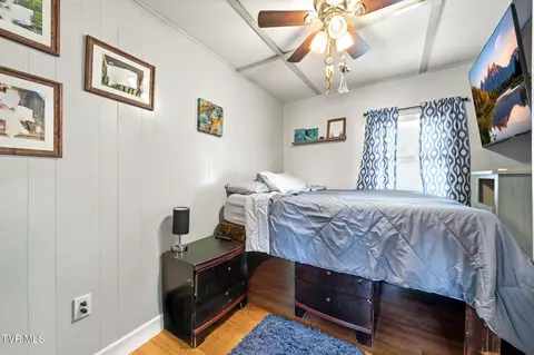 Bedroom - 407 Walnut Street Erwin Tn 37650, Erwin, TN 37650 photo 3 of 5