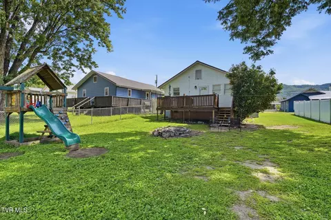 Exterior - 407 Walnut Street Erwin Tn 37650, Erwin, TN 37650 photo 5 of 6