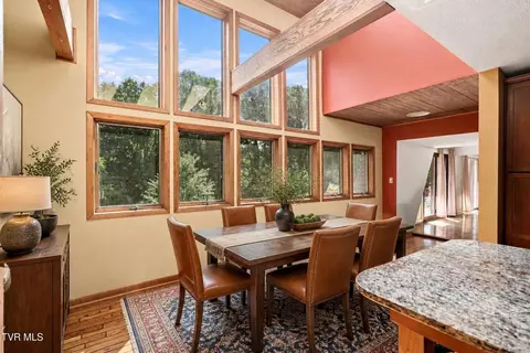 Dining - 301 SE Cherry Street Wise Va 24293, Wise, VA 24293 photo 1 of 1