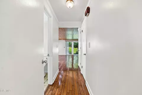 Entry Way - 301 SE Cherry Street Wise Va 24293, Wise, VA 24293 photo 3 of 3