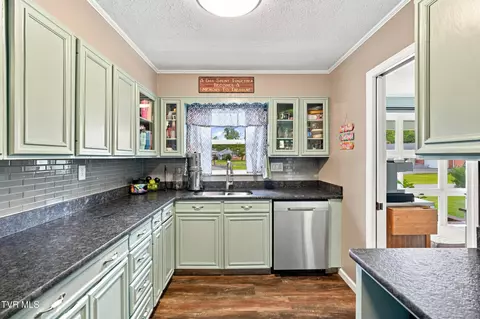 Kitchen - 1043 SE Circle Drive Wise Va 24293, Wise, VA 24293 photo 1 of 3