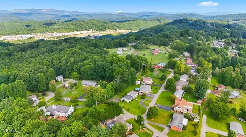 View/Area - 1043 SE Circle Drive Wise Va 24293, Wise, VA 24293 photo 4 of 8