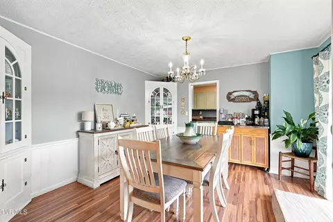 Dining - 1043 SE Circle Drive Wise Va 24293, Wise, VA 24293 photo 2 of 2