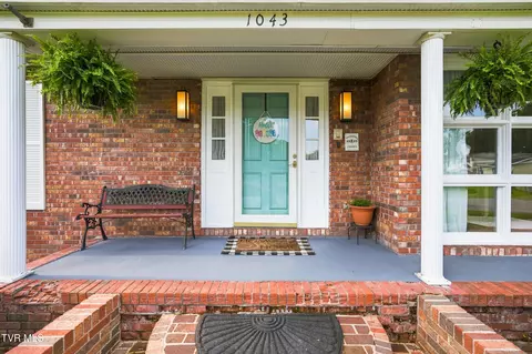 Exterior - 1043 SE Circle Drive Wise Va 24293, Wise, VA 24293 photo 5 of 12