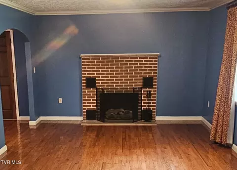 Living - 157 SW Straughan Drive Wise Va 24293, Wise, VA 24293 photo 3 of 5