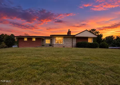 104 Unaka View Road Johnson City Tn 37601, Johnson City, TN 37601