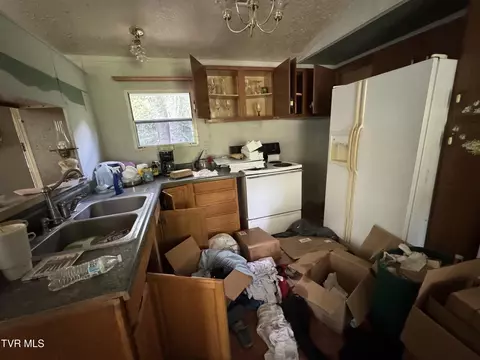 Kitchen - 6525 Cherokee Road Wise Va 24293, Wise, VA 24293 photo 1 of 1