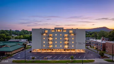 1585 Fort Henry Drive Apt 6c Kingsport Tn 37664, Kingsport, TN 37664