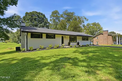 Exterior - 741 Gray Sta-sul Springs Road Gray Tn 37615, Gray, TN 37615 photo 2 of 6