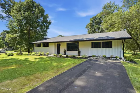 Exterior - 741 Gray Sta-sul Springs Road Gray Tn 37615, Gray, TN 37615 photo 3 of 6