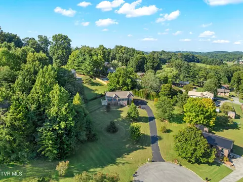 1580 Pin Oak Drive Morristown Tn 37814, Morristown, TN 37814