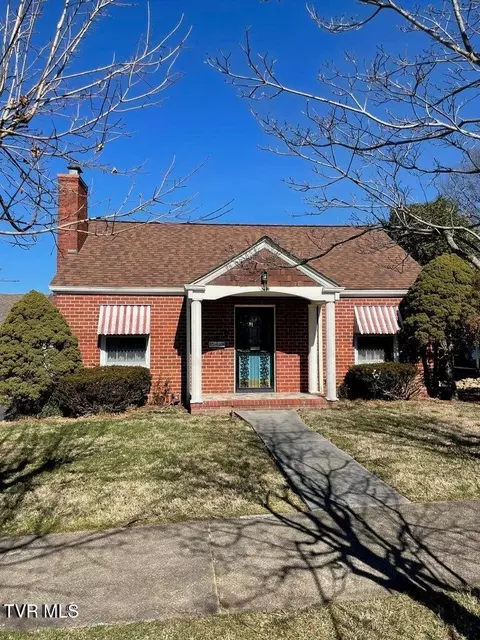 217 W H Street Elizabethton Tn 37643, Elizabethton, TN 37643