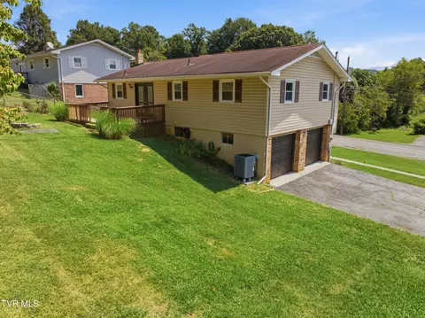 Exterior - 464 Springfield Drive Bristol Tn 37620, Bristol, TN 37620 photo 4 of 5