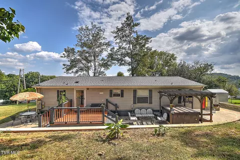 2004 Sweetbriar Road Kingsport Tn 37665, Kingsport, TN 37665