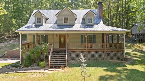 293 Big Arm Road Bluff City Tn 37618, Bluff City, TN 37618