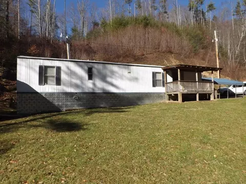 117 Ben Ashley Lane Roan Mountain Tn 37687, Roan Mountain, TN 37687