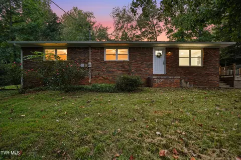 181 Smith Avenue Elizabethton Tn 37643, Elizabethton, TN 37643