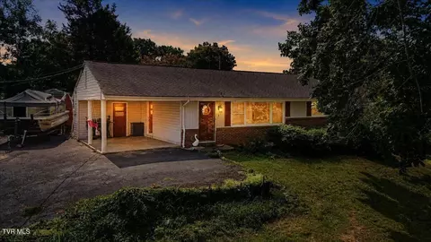 334 Mimosa Street Mount Carmel Tn 37645, Mount Carmel, TN 37645