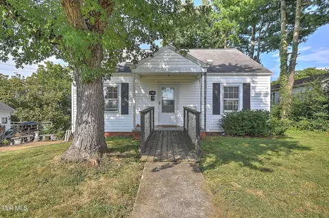 1702 Pierce Street Kingsport Tn 37664, Kingsport, TN 37664