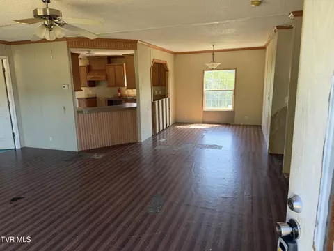 Living - 2240 Mount Hope Road Mohawk Tn 37810, Mohawk, TN 37810 photo 1 of 2