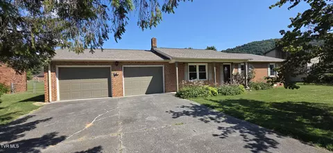 141 Mayfield Drive Elizabethton Tn 37643, Elizabethton, TN 37643
