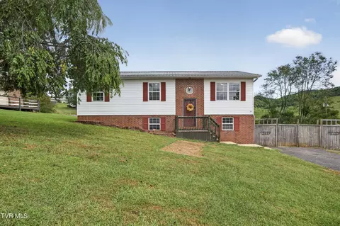 428 Clairmont Circle Castlewood Va 24224, Castlewood, VA 24224