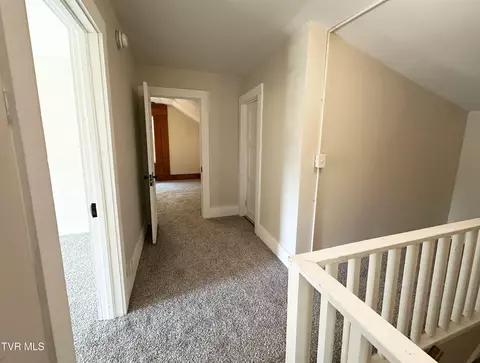 Entry Way - 133 E Highland Road Johnson City Tn 37601, Johnson City, TN 37601 photo 5 of 5