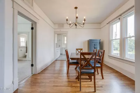 Dining - 334 Catawba Street Erwin Tn 37650, Erwin, TN 37650 photo 1 of 2