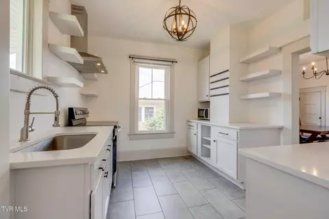 Kitchen - 334 Catawba Street Erwin Tn 37650, Erwin, TN 37650 photo 3 of 4