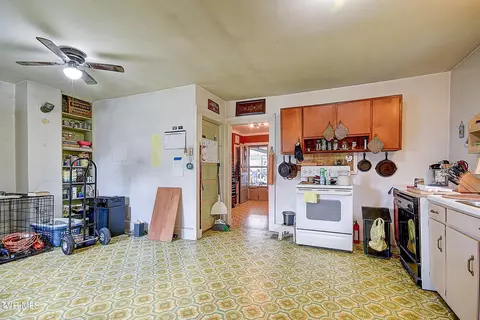 Kitchen - 1711 Highway 93 Fall Branch Tn 37656, Fall Branch, TN 37656 photo 3 of 3