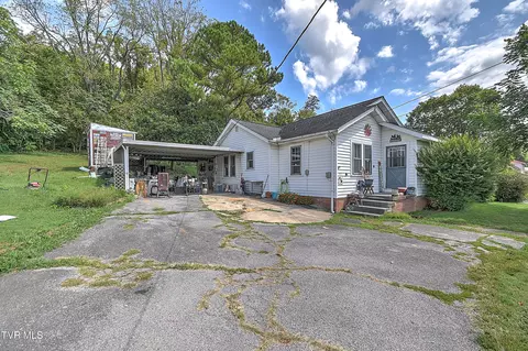 Exterior - 1711 Highway 93 Fall Branch Tn 37656, Fall Branch, TN 37656 photo 3 of 14