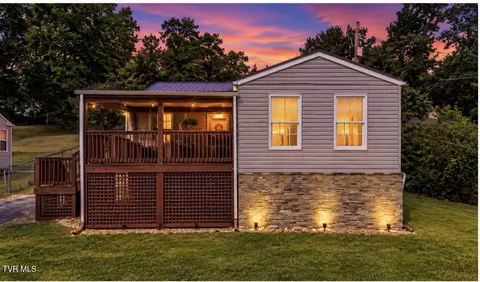 2012 Woodbine Street Kingsport Tn 37660, Kingsport, TN 37660