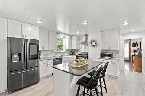 Kitchen - 608 Love Street Erwin Tn 37650, Erwin, TN 37650 photo 2 of 3