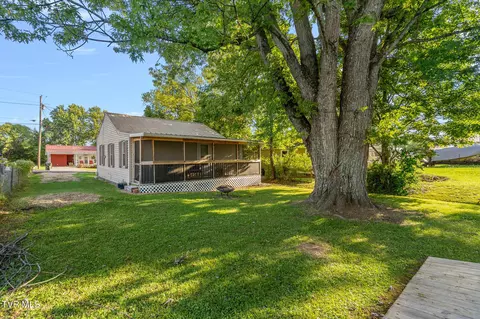 Exterior - 325 Biddle Street Greeneville Tn 37745, Greeneville, TN 37745 photo 8 of 11