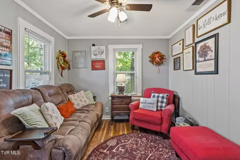 Living - 325 Biddle Street Greeneville Tn 37745, Greeneville, TN 37745 photo 2 of 4