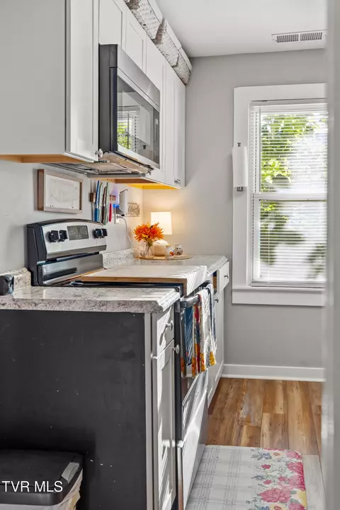 Kitchen - 325 Biddle Street Greeneville Tn 37745, Greeneville, TN 37745 photo 7 of 7