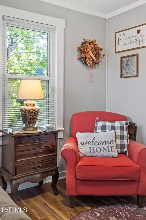 Living - 325 Biddle Street Greeneville Tn 37745, Greeneville, TN 37745 photo 4 of 4