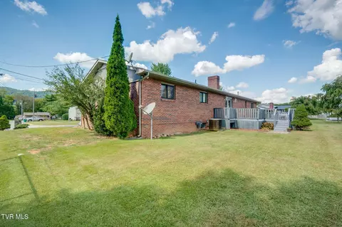 Exterior - 103 Mesa Drive Erwin Tn 37650, Erwin, TN 37650 photo 7 of 11
