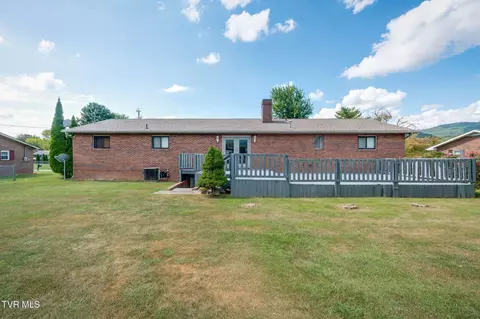 Exterior - 103 Mesa Drive Erwin Tn 37650, Erwin, TN 37650 photo 5 of 11