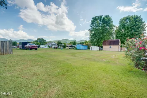 Exterior - 103 Mesa Drive Erwin Tn 37650, Erwin, TN 37650 photo 8 of 11
