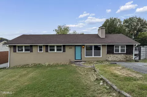 3648 Crest Road Kingsport Tn 37664, Kingsport, TN 37664