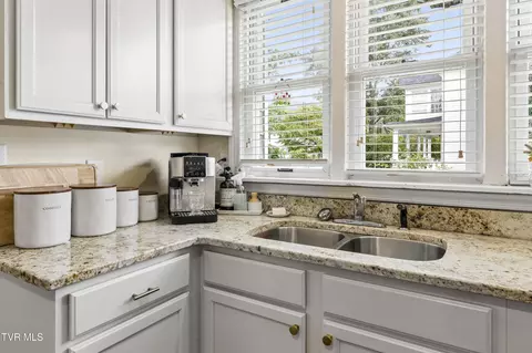 Kitchen - 404 Love Street Erwin Tn 37650, Erwin, TN 37650 photo 4 of 5