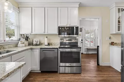 Kitchen - 404 Love Street Erwin Tn 37650, Erwin, TN 37650 photo 1 of 5
