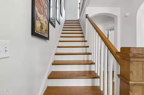 Entry Way - 404 Love Street Erwin Tn 37650, Erwin, TN 37650 photo 7 of 10