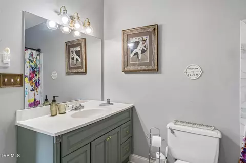 Bath - 404 Love Street Erwin Tn 37650, Erwin, TN 37650 photo 3 of 3