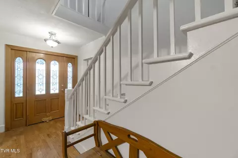 Entry Way - 386 Fox Road Chuckey Tn 37641, Chuckey, TN 37641 photo 3 of 12