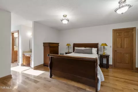 Bedroom - 386 Fox Road Chuckey Tn 37641, Chuckey, TN 37641 photo 3 of 11