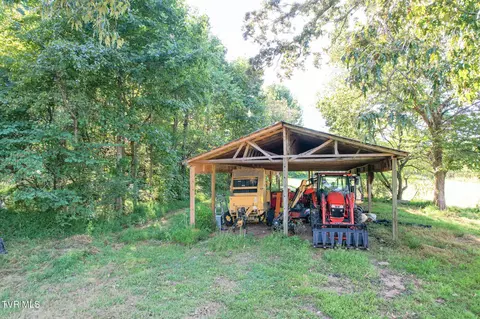 Other - 386 Fox Road Chuckey Tn 37641, Chuckey, TN 37641 photo 17 of 34